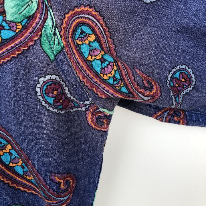 Vintage 1980'S Ralph Lauren CHAPS short-sleeved button-down shirt, men's size L (approx.), featuring leaf and paisley patterns. cotton Navy blue Vintage Second Hand