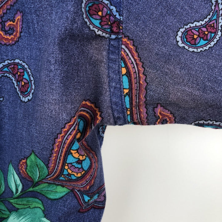 Vintage 1980'S Ralph Lauren CHAPS short-sleeved button-down shirt, men's size L (approx.), featuring leaf and paisley patterns. cotton Navy blue Vintage Second Hand