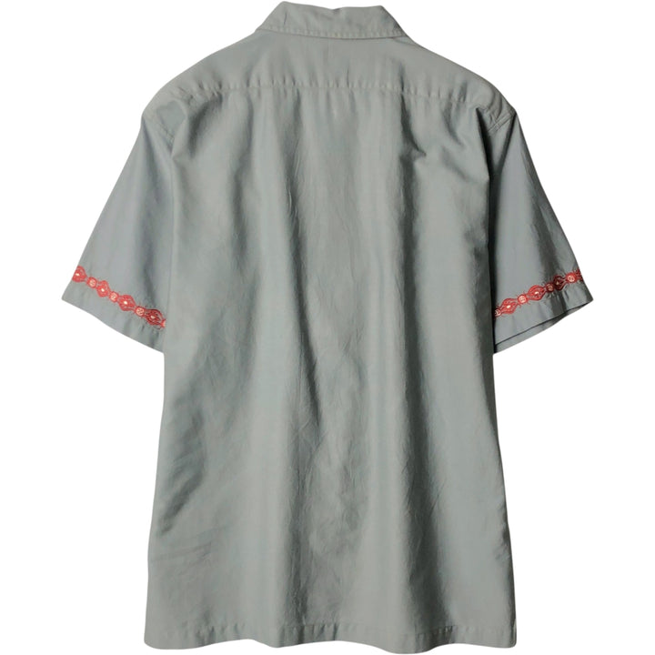 T and C Surf Designs Open Collar Hawaiian Aloha Shirt, Boxy Shirt, Men's Size M (approx.) cotton gray type Vintage Second Hand