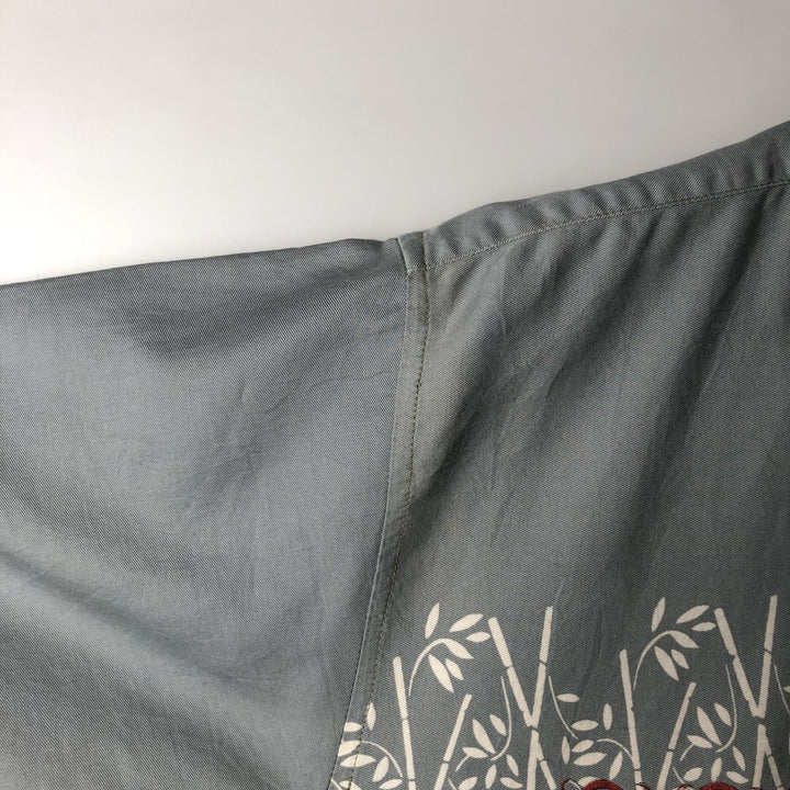 T and C Surf Designs Open Collar Hawaiian Aloha Shirt, Boxy Shirt, Men's Size M (approx.) cotton gray type Vintage Second Hand
