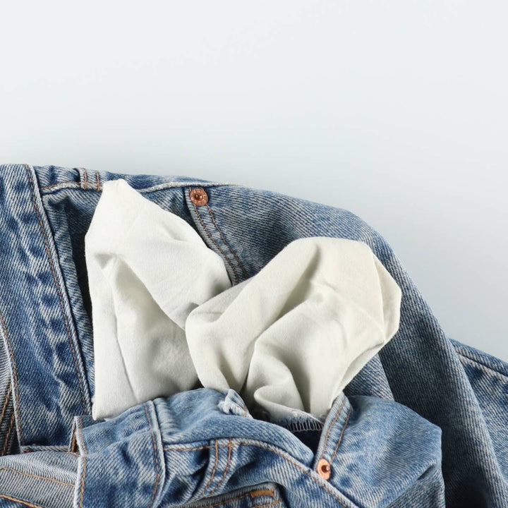 00'S Levi's 550 Relaxed Fit Tapered Denim Pants for Men, W31 cotton Blue type light blue Vintage Second Hand