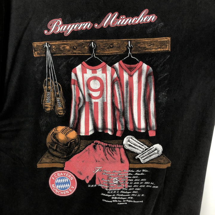 BUNDESLIGA BAYERN MUNICH Sports Print T-Shirt (Men's Size L) unclear black type Vintage Second Hand