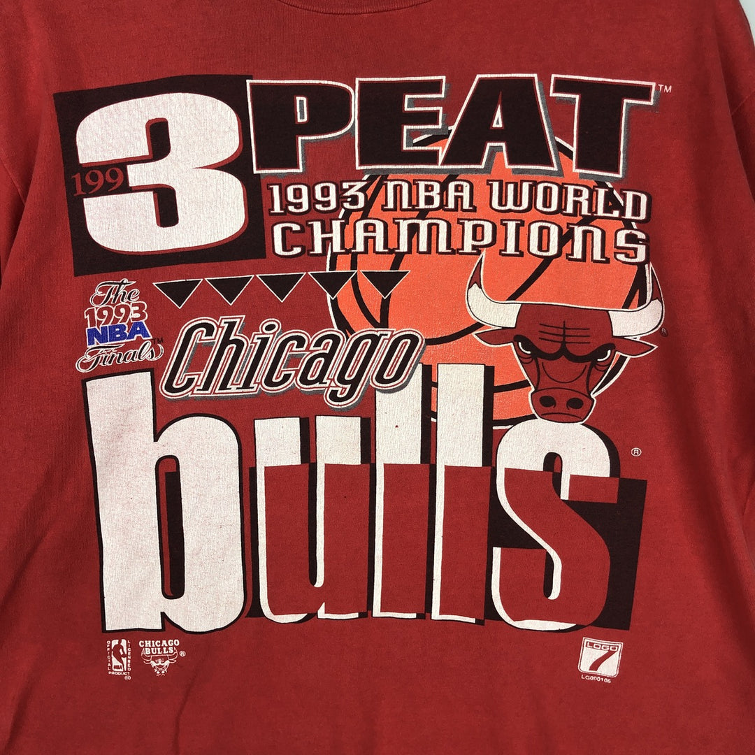 90'S NBA Chicago Bulls sports print T-shirt, men's size L equivalent, vintage. unclear red type Vintage Second Hand