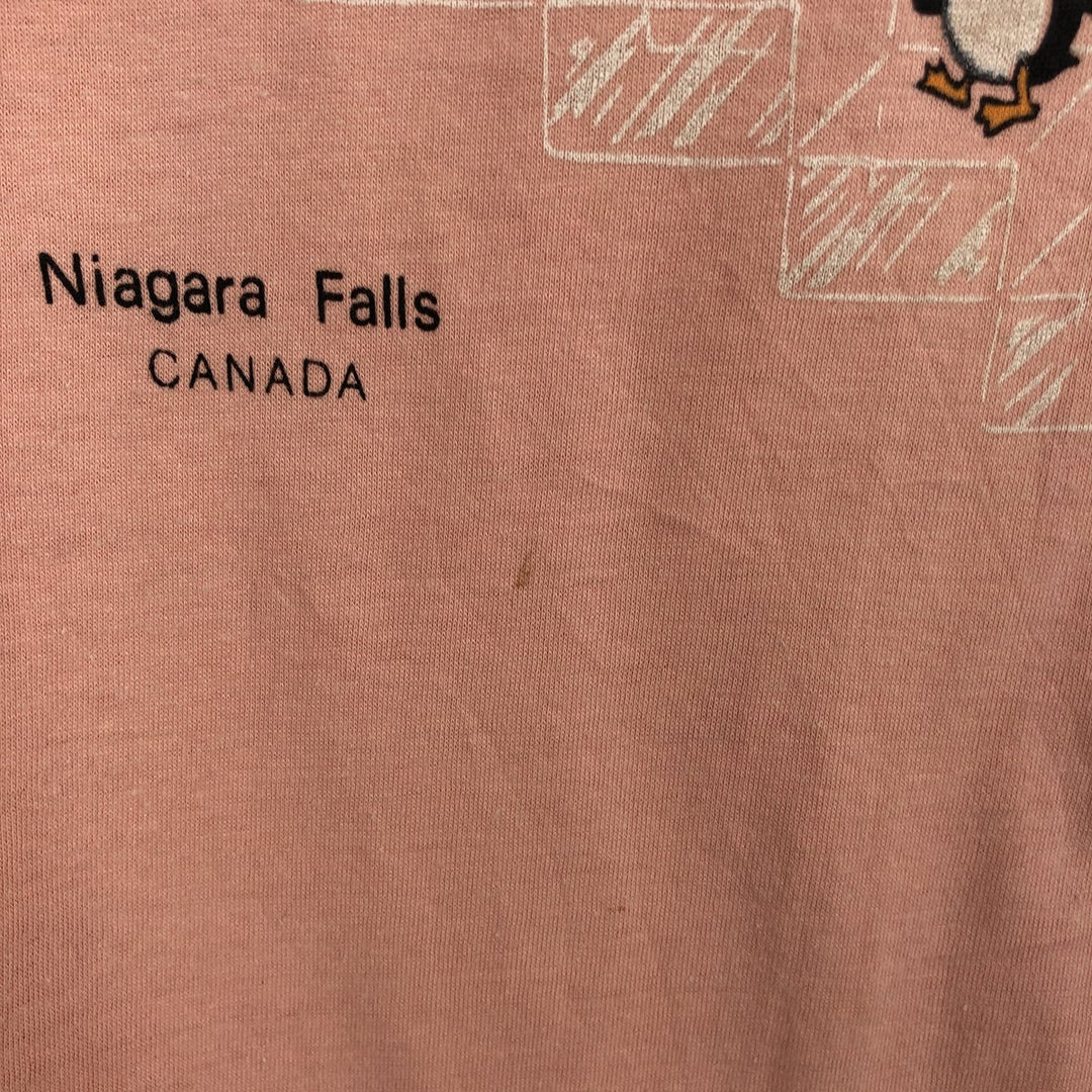 ~90'S COLLECTION UNIQUE Penguin Pattern Print T-Shirt, Made in Canada, Men's Size L (approx.), Vintage cotton coral Vintage Second Hand