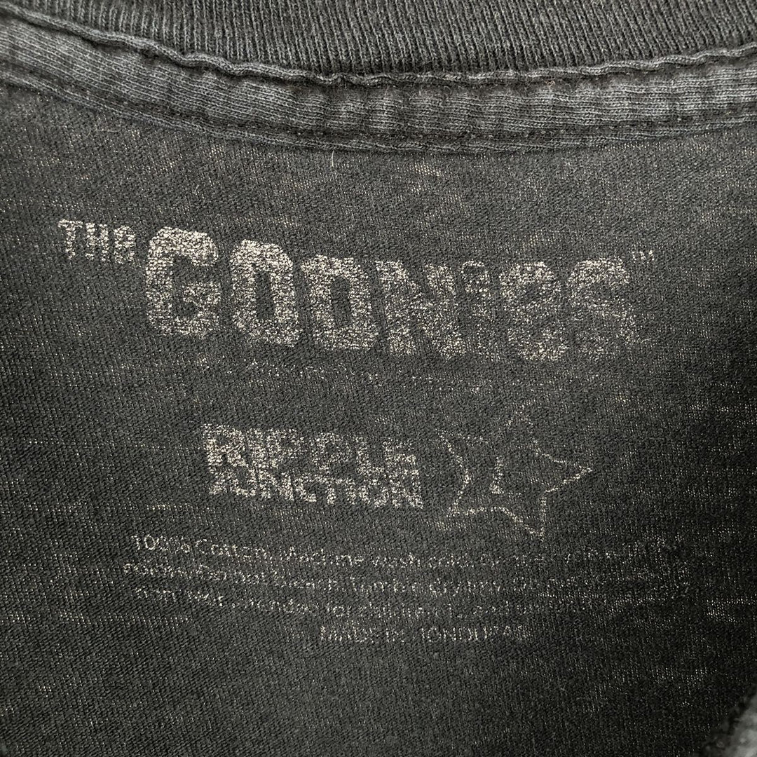THE GOONIES (The Goonies) Skull Pattern Movie T-Shirt (Men's Size L) cotton black type Vintage Second Hand