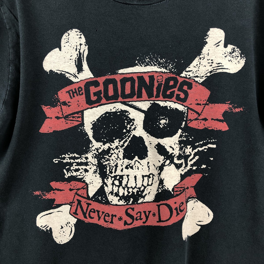 THE GOONIES (The Goonies) Skull Pattern Movie T-Shirt (Men's Size L) cotton black type Vintage Second Hand