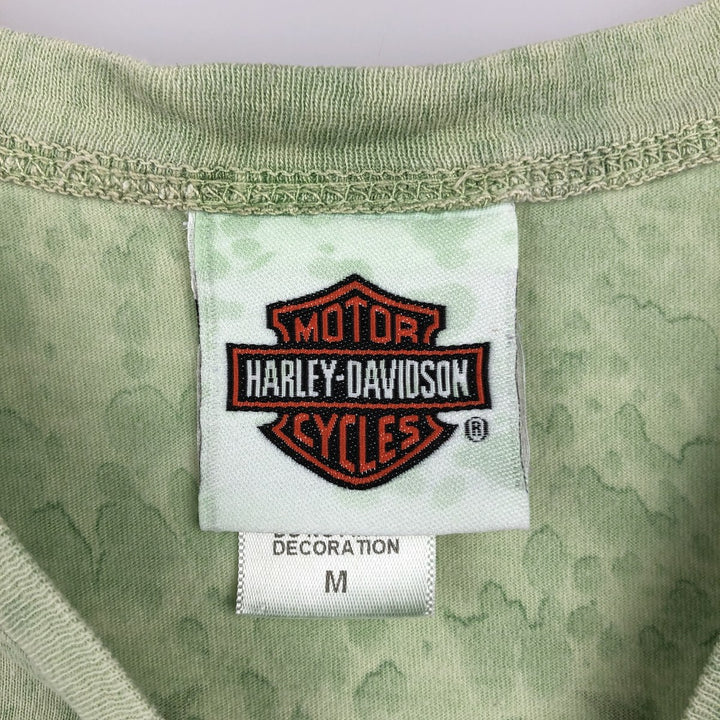2000'S Harley-Davidson all-over print motorcycle bike t-shirt, made in USA, women's size M equivalent. cotton green type Vintage Second Hand