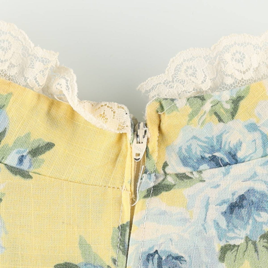 All-over floral print maxi dress with three-quarter sleeves and flared hem, women's size M equivalent, vintage. unclear yellow type Vintage Second Hand