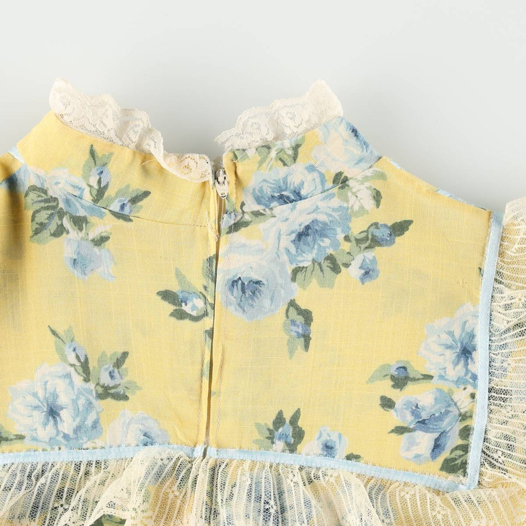 All-over floral print maxi dress with three-quarter sleeves and flared hem, women's size M equivalent, vintage. unclear yellow type Vintage Second Hand
