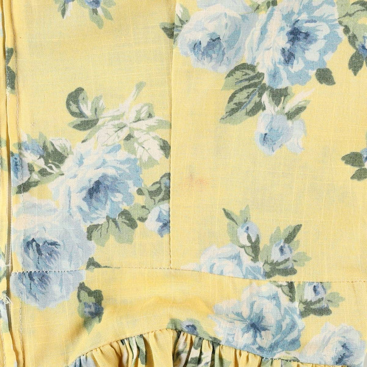 All-over floral print maxi dress with three-quarter sleeves and flared hem, women's size M equivalent, vintage. unclear yellow type Vintage Second Hand