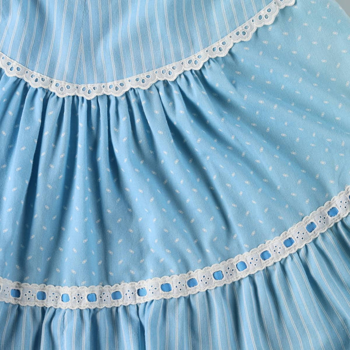 Vintage 1960s-1970'S LIBERTY HOUSE Lola Jrs. all-over print long sleeveless A-line dress, women's size M (approx.). unclear Blue type light blue Vintage Second Hand