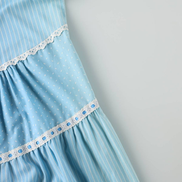 Vintage 1960s-1970'S LIBERTY HOUSE Lola Jrs. all-over print long sleeveless A-line dress, women's size M (approx.). unclear Blue type light blue Vintage Second Hand