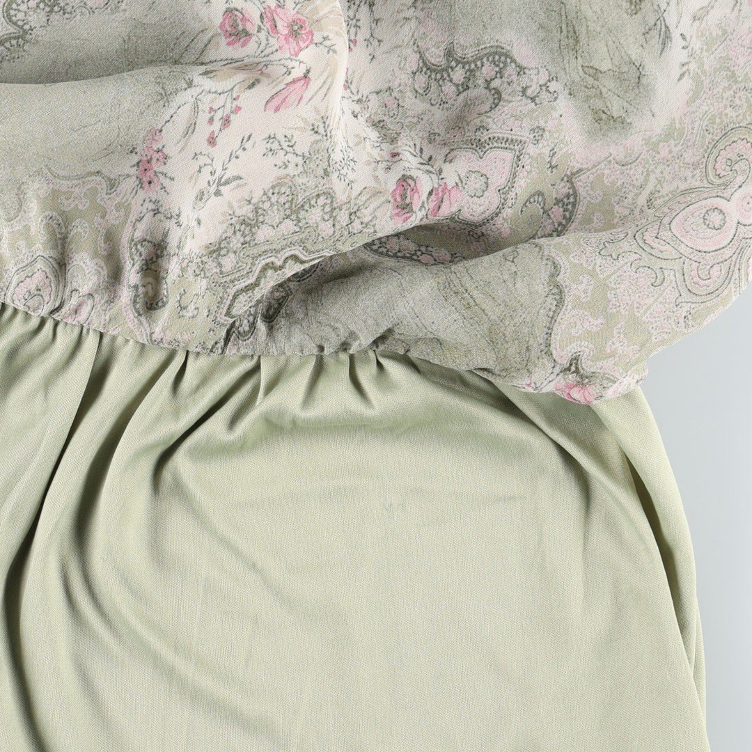 All-over botanical pattern, half-length A-line skirt, made in France, women's size M equivalent. Viscose green type yellow green Vintage Second Hand