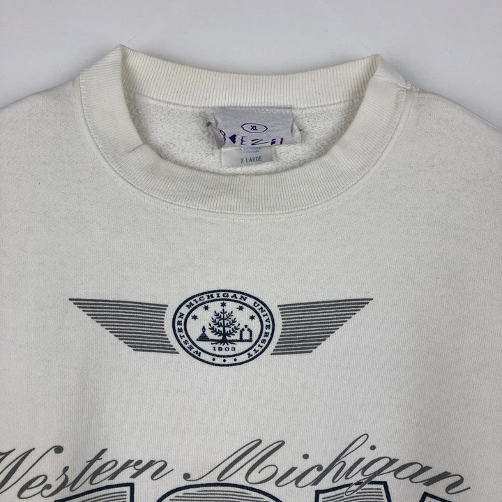 BEEZIL Print College Sweatshirt (Men's XL equivalent) polyester white type Vintage Second Hand