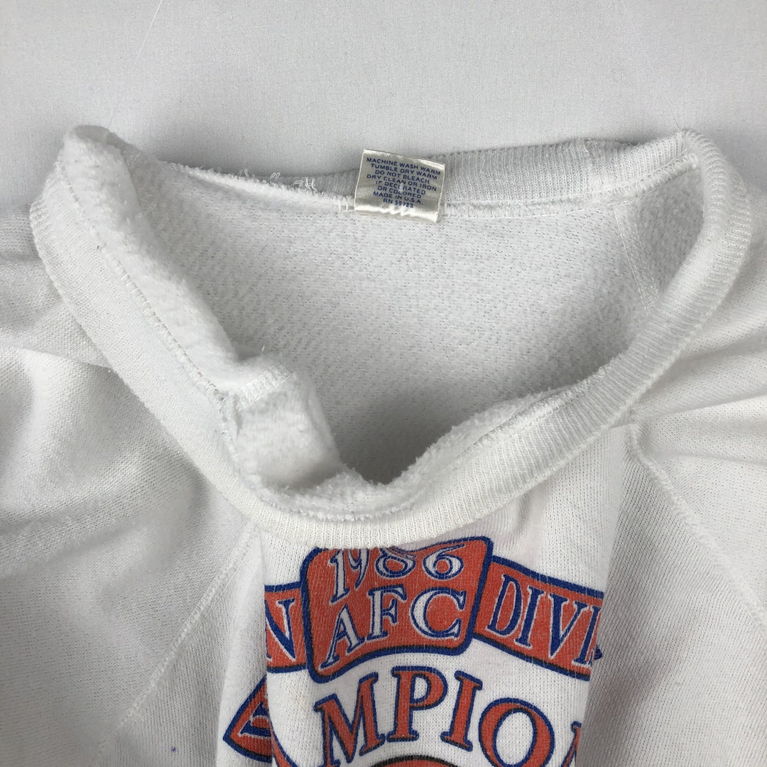 80'S TRENCH NFL Denver Broncos Print Sweatshirt, Made in USA, Men's Size L (Equivalent), Vintage polyester white type Vintage Second Hand