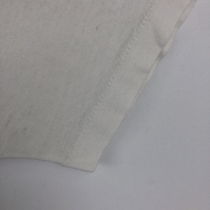 90'S Fruit of the Loom fish print t-shirt, made in Canada, men's size L equivalent, vintage. cotton white type Vintage Second Hand