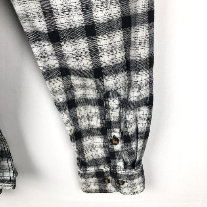 Carhartt Relaxed Fit Check Pattern Long Sleeve Button-Down Light Flannel Check Shirt, Men's Size L (approx.) cotton black type Vintage Second Hand