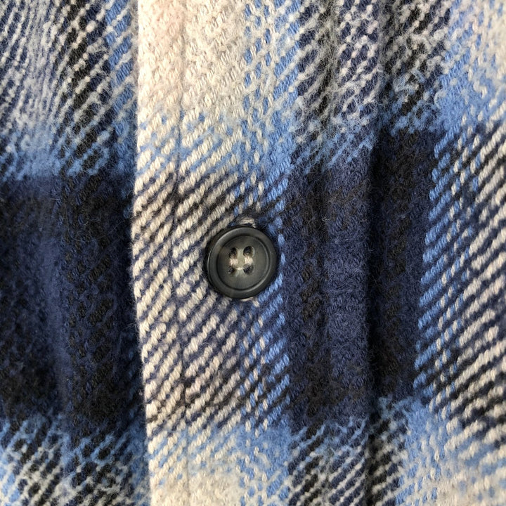 90s-00'S St. John's Bay Ombre Check Long-Sleeve Heavy Flannel Check Shirt, Men's Size L (Equivalent), Vintage cotton blue type Vintage Second Hand