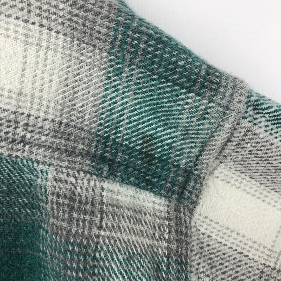 NORTHWEST TERRITORY Ombre Check Long-Sleeve Flannel Check Shirt (Men's Size L) cotton green type Vintage Second Hand