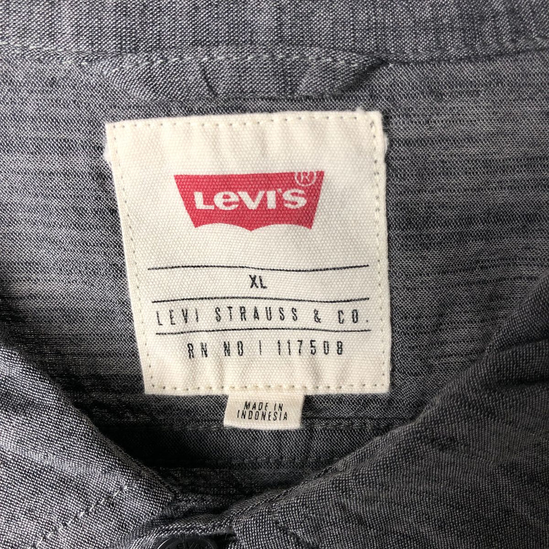 Levi's Short-Sleeve Chambray Shirt, Men's Size XL (approx.) cotton Charcoal Vintage Second Hand