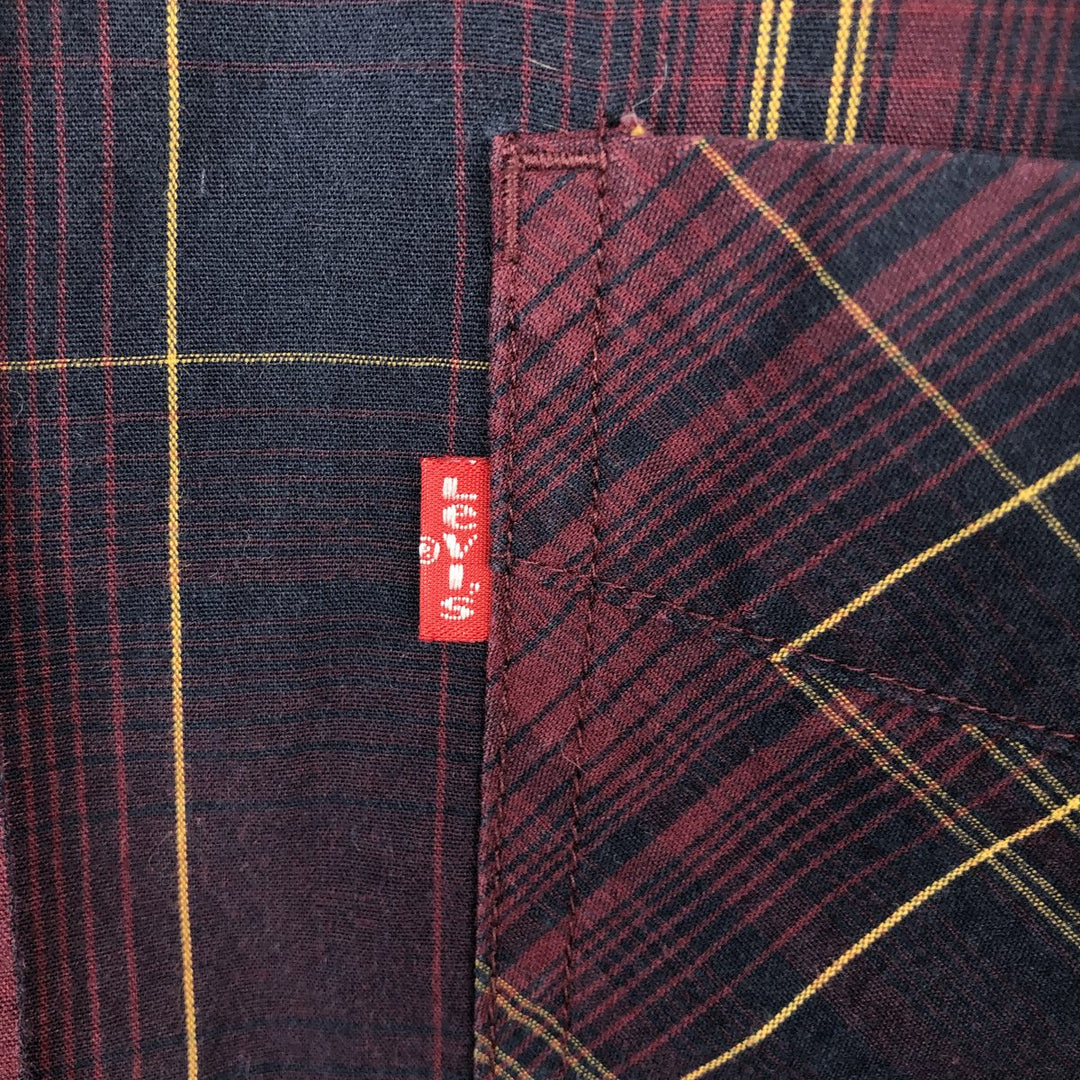 2000'S Levi's short-sleeved button-down check shirt, men's size M (approx.) cotton red type Vintage Second Hand