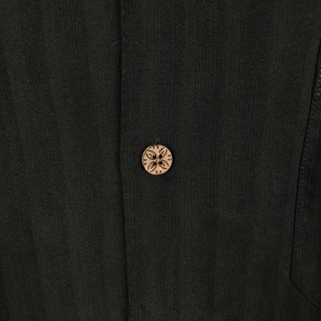 Tommy Bahama Stripe Pattern Short-Sleeve Open Collar Silk Shirt, Boxy Fit, Men's Size L (approx.) silk black type Vintage Second Hand