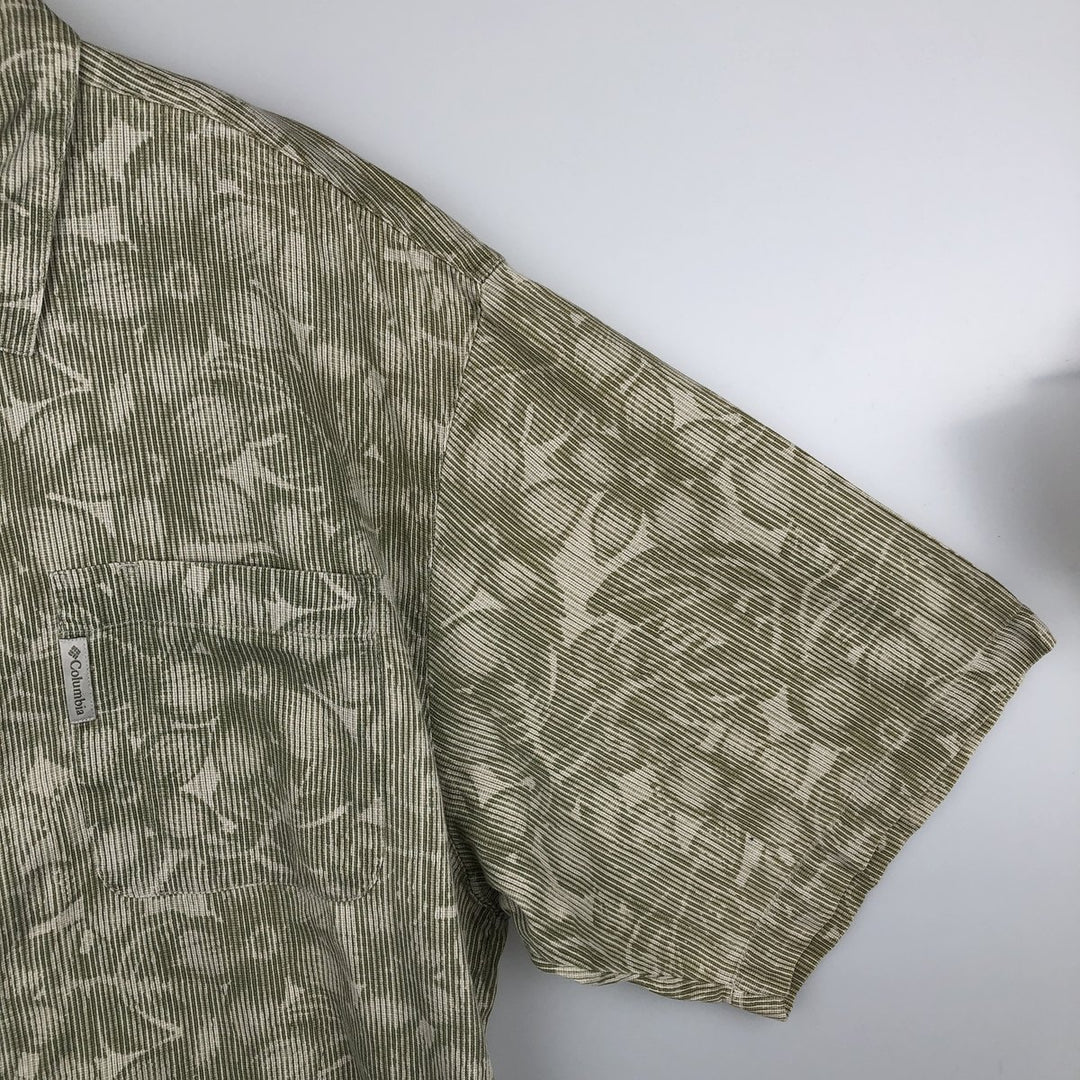 90'S Columbia all-over floral print wide collar short-sleeved cotton shirt, boxy shirt, men's size XL equivalent, vintage. cotton Khaki type sage green Vintage Second Hand