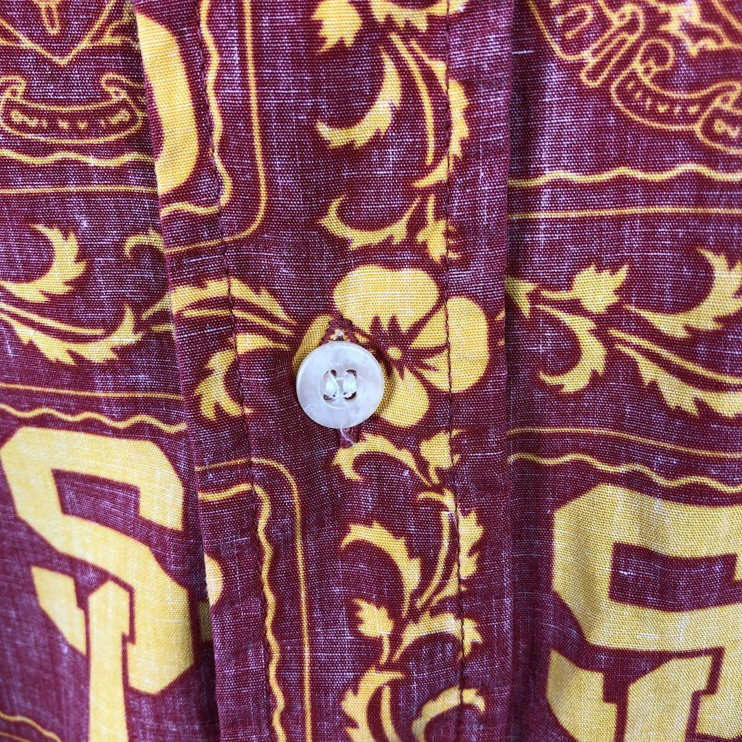 Reyn Spooner TEAM TROJANS all-over print button-down Hawaiian Aloha shirt, boxy style, made in Hawaii, men's size XL equivalent. cotton red type Vintage Second Hand