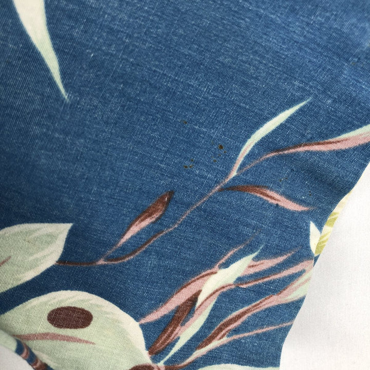 90'S Reyn Spooner swimwear tag, bikini tag, all-over print pullover, button-down, Aloha shirt, boxy shirt, made in Hawaii. cotton navy blue type Vintage Second Hand