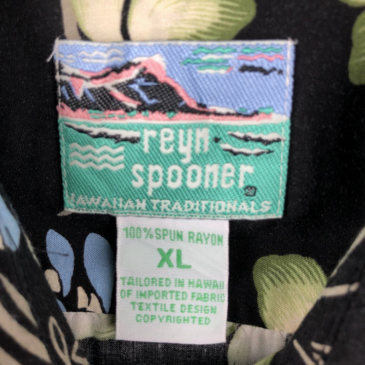 80s-90'S Reyn Spooner Diamond Head tag all-over floral print rayon aloha shirt, boxy fit, men's size XL. Rayon black type Vintage Second Hand