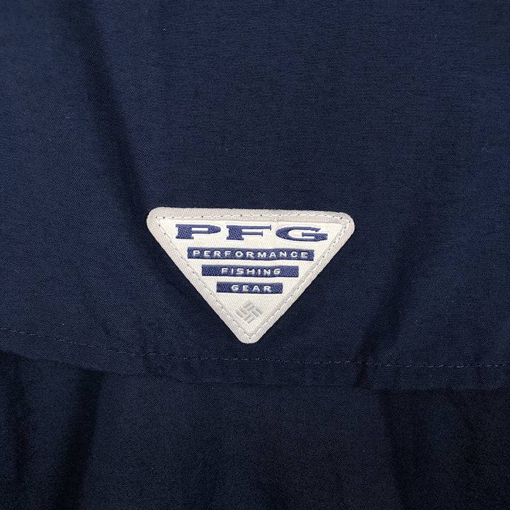 Columbia Bahamas Short-Sleeve Fishing Shirt, Men's Size XL (approx.) Nylon navy blue type Vintage Second Hand