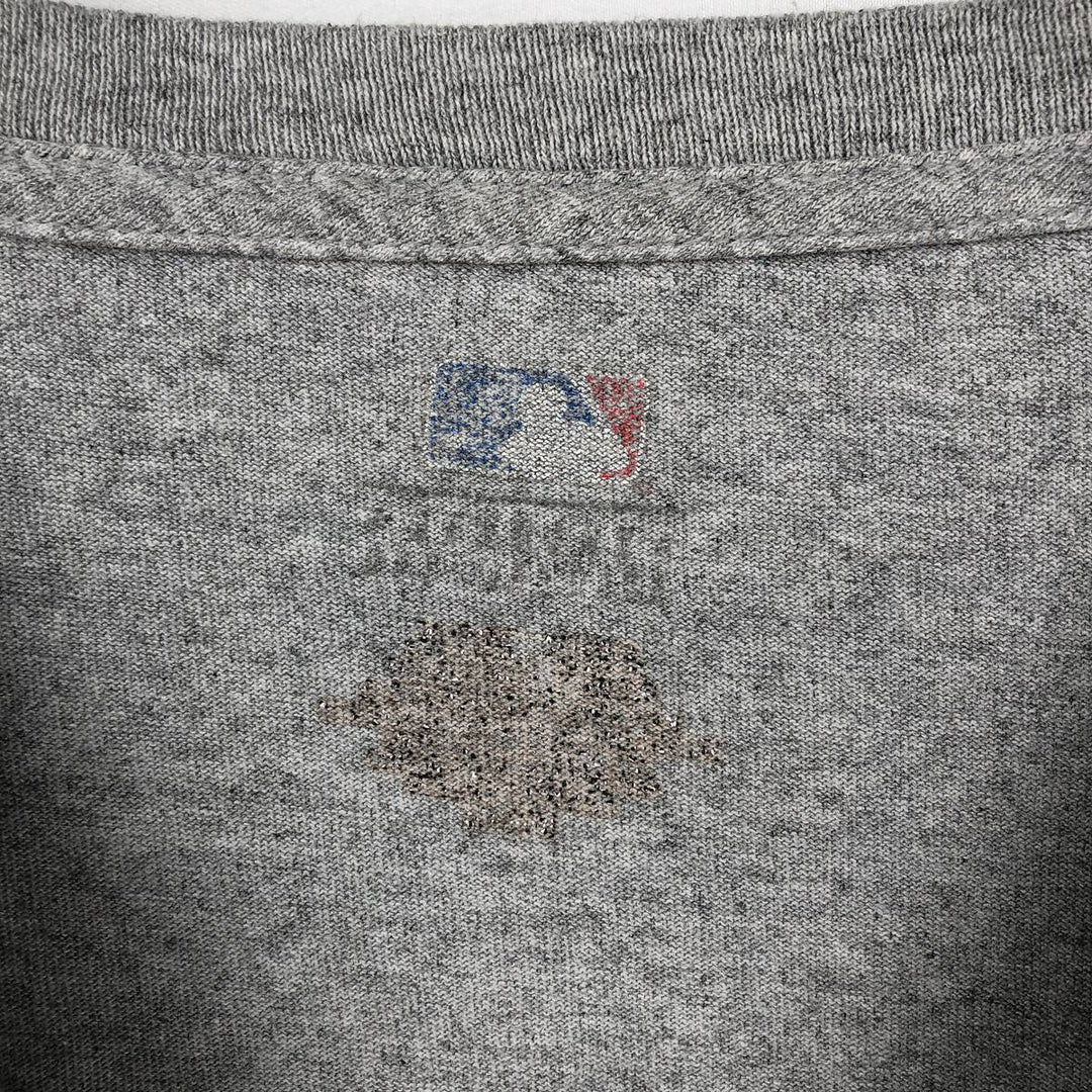 MLB NEW YORK YANKEES Sports Print T-Shirt (Men's Size M) unclear gray type Vintage Second Hand