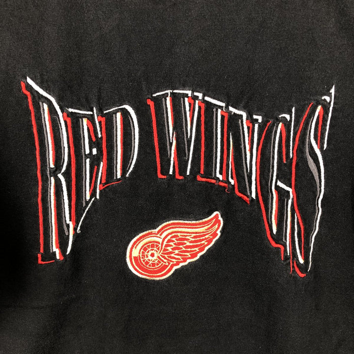 90'S Logo 7 NHL Detroit Red Wings Logo T-Shirt, Made in USA, Men's XL equivalent. cotton black type Vintage Second Hand