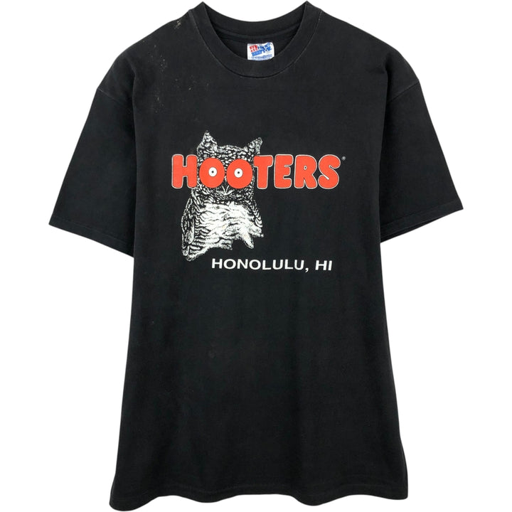 80'S Hanes BEEFY-T HOOTERS advertising T-shirt, Made in USA, Men's size L equivalent, Vintage cotton black type Vintage Second Hand
