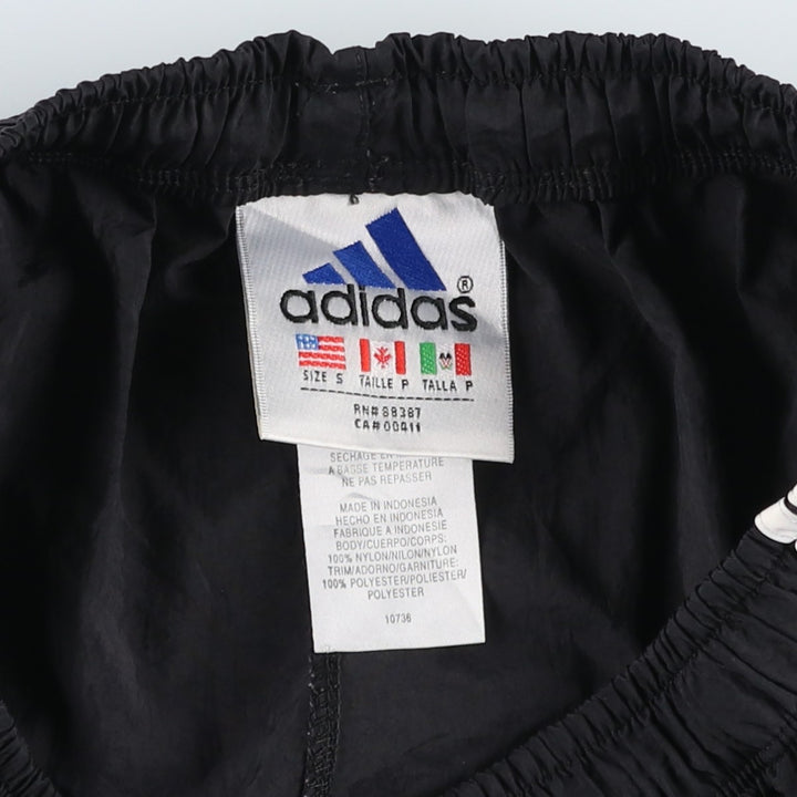 ~2000'S Adidas nylon shorts, men's size S equivalent. Nylon black type Vintage Second Hand