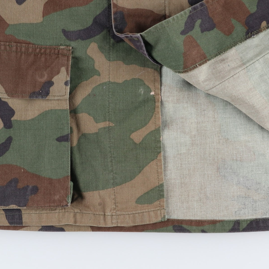 1990'S US Military Issue Camouflage Pattern Woodland Camo BDU Military Jacket, Made in USA, Small-Short (Men's Size S Equivalent), Vintage cotton Khaki type Vintage Second Hand