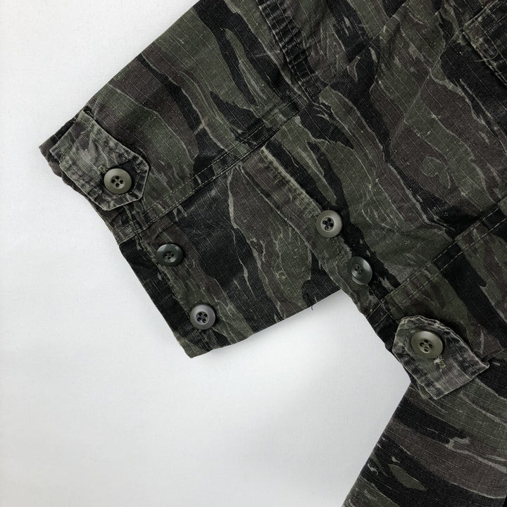 Civilian-made ATLANCO camouflage pattern tiger stripe camo ripstop BDU military jacket, made in USA, men's size XL equivalent. cotton Khaki type Vintage Second Hand