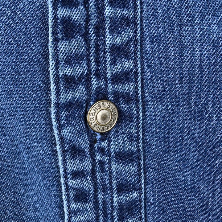 Levi's long sleeve denim shirt, men's size XL cotton blue type Vintage Second Hand
