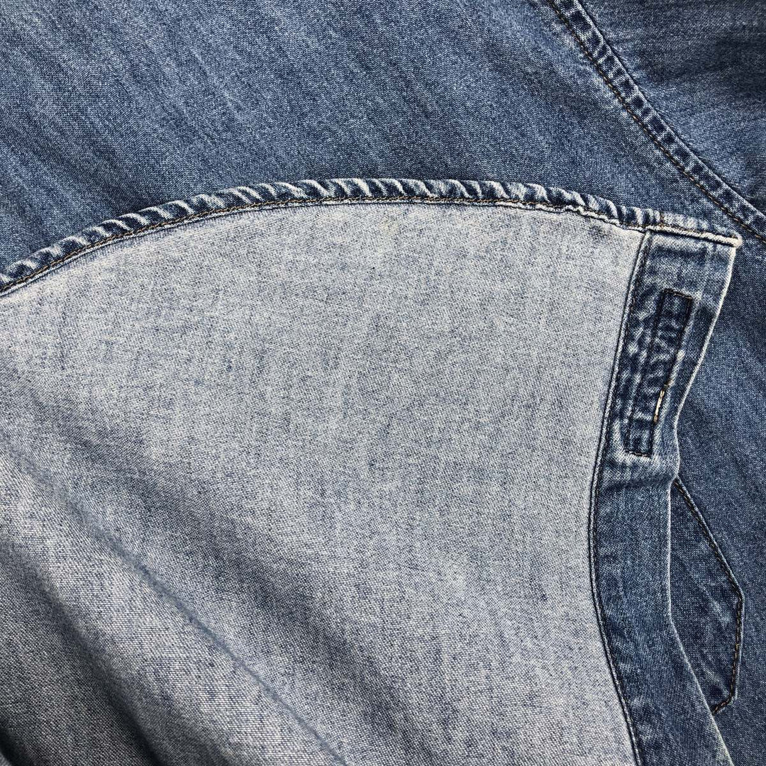 Levi's Jeanswear Long-Sleeve Button-Down Denim Shirt, Men's Size L (approx.) cotton blue type Vintage Second Hand