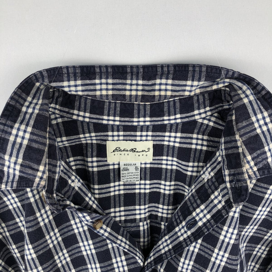 Eddie Bauer short sleeve button down check shirt, men's XL size cotton navy blue type Vintage Second Hand