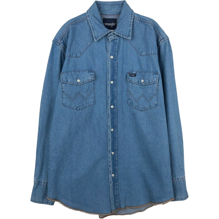 Wrangler Long Sleeve Denim Western Shirt, Men's Size Medium cotton Blue type light blue Vintage Second Hand