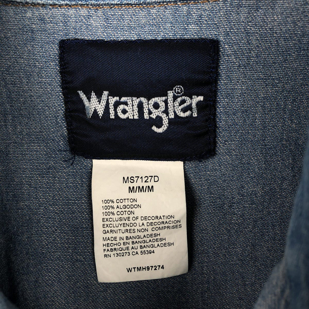 Wrangler Long Sleeve Denim Western Shirt, Men's Size Medium cotton Blue type light blue Vintage Second Hand