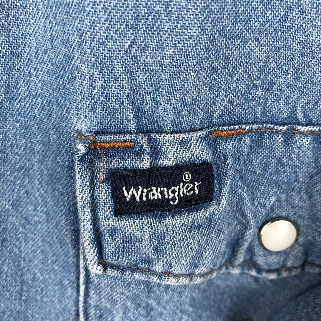 Wrangler Long Sleeve Denim Western Shirt, Men's Size Medium cotton Blue type light blue Vintage Second Hand