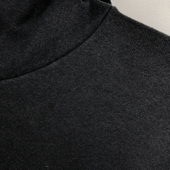 1980'S Soffe sweatshirt pullover hoodie, made in USA, men's size M equivalent, vintage. polyester black type Vintage Second Hand