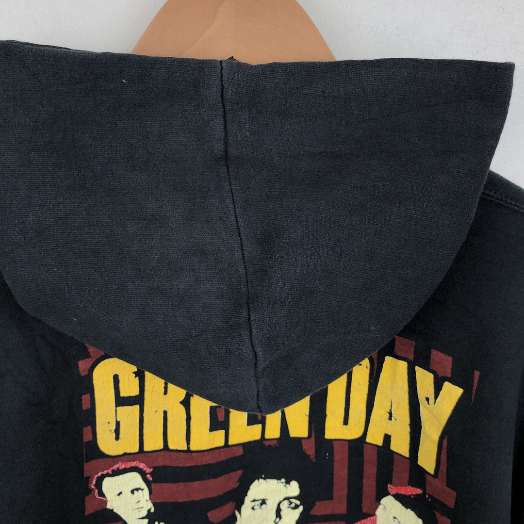 SPORTS CLUB GREEN DAY Band Sweatshirt Pullover Hoodie (Men's Size S) cotton black type Vintage Second Hand