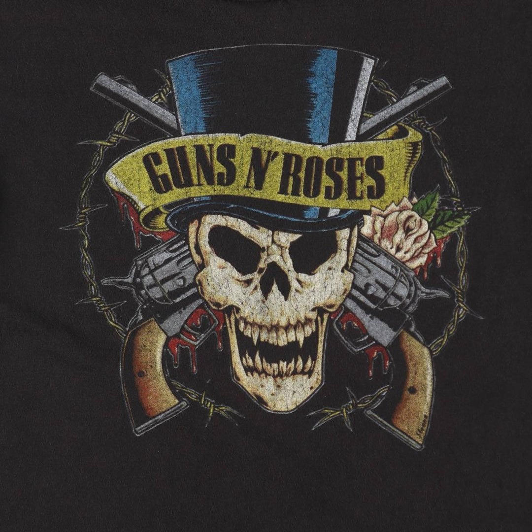 BRAVADO GUNS N' ROSES Skull Pattern Band T-Shirt (Men's Size M) cotton black type Vintage Second Hand