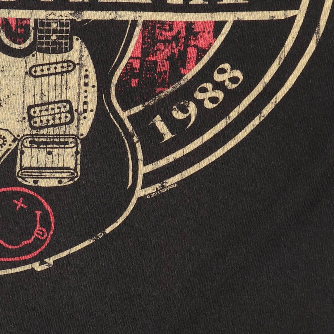 DELTA NIRVANA Band T-Shirt (Men's XL equivalent) cotton black type Vintage Second Hand