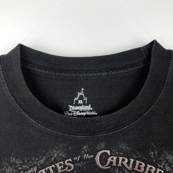 Walt Disney World Pirates of the Caribbean Skull Pattern Movie T-Shirt (Men's XL equivalent) cotton black type Vintage Second Hand