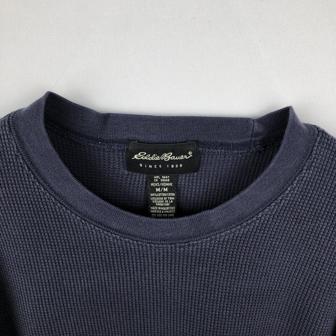 2000'S Eddie Bauer Thermal Long-Sleeve T-Shirt, Waffle Pattern, Men's Size M (approx.) cotton navy blue type Vintage Second Hand