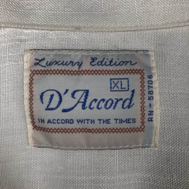 90s-00'S D'Accord Short-Sleeve Open-Collar Viscose x Polyester Box Shirt, Made in USA, Men's XL Equivalent, Vintage polyester white type Vintage Second Hand